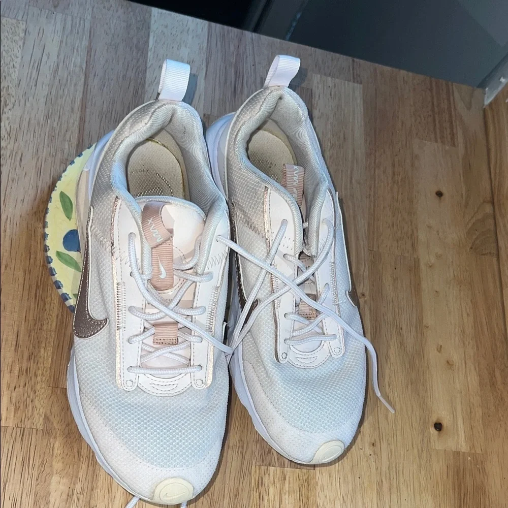 Nike Women’s Air Max Light Beige/Blush Athletic Sneakers